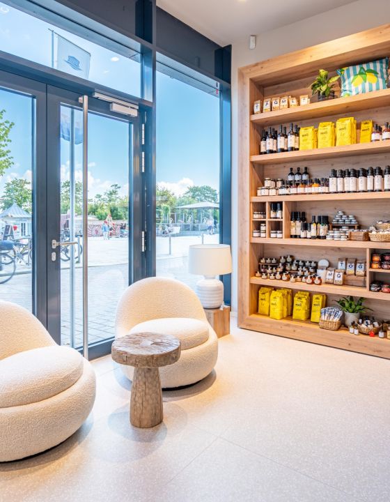 Sessel mit Regal Innenarchitektur Kaiser