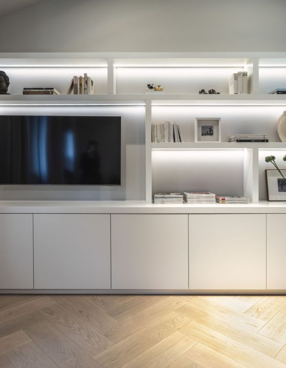 wohnzimmer-schrankwand-design-mit-tv-innenarchitekt