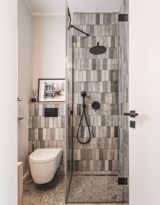 Steinberg Armatur Dusche schwarz