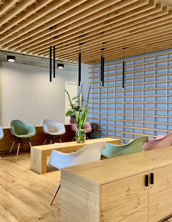 Warteraum Verkaufsraum Showroom Innenarchitektur 